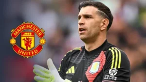 Emiliano Martinez: Ứng cử viên thay thế Schmeichel tại MU