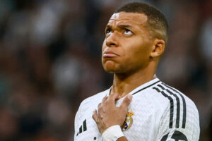 Laurent Blanc Hỗ Trợ Kylian Mbappe Sau Mùa Giải Trắng Tay Tại Real Madrid